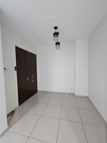 Untuk Disewa - Kristal View