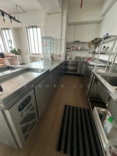 Pejabat untuk Dijual di Mont Kiara (Kuala Lumpur) - Sandra Lee - Kitchen - PropertyGuru.com.my
