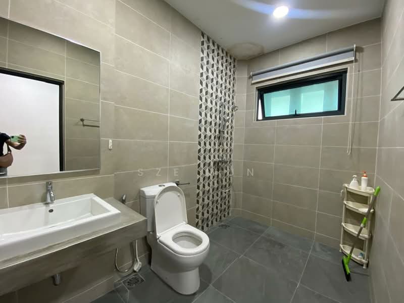 2-storey Terraced House for Sale in Laman Glenmarie (Shah Alam) - Sze Mun - Bathroom - PropertyGuru.com.my