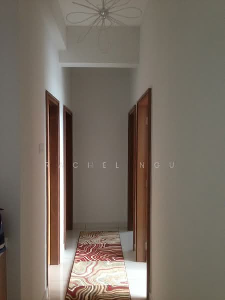 Condominium for Sale at Sri Putramas III / Royal Regent - Rachel Ngu - Corridor - PropertyGuru.com.my