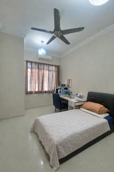 Bandar Baru Bangi, Seksyen 7 untuk Untuk Dijual - RM 610,000, Feb 2026 - Bedroom - PropertyGuru.com.my