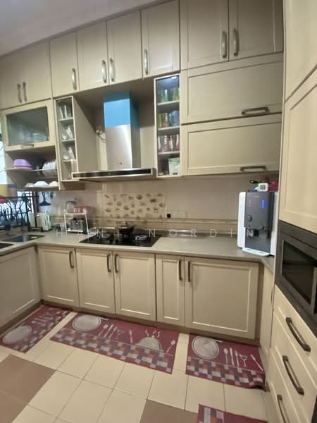Bandar Baru Bangi, Seksyen 7 untuk Untuk Dijual - RM 610,000, Feb 2026 - Kitchen - PropertyGuru.com.my