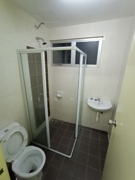 Bayu Heights untuk Untuk Disewa - RM 1,800 /bulan, Feb 2026 - Bathroom - PropertyGuru.com.my