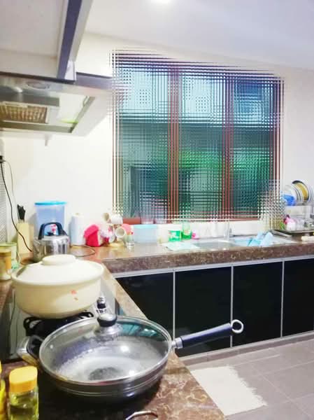 3-storey Terraced House for Sale in Laman Rimbunan (Kepong) - Kelly Lai - Kitchen - PropertyGuru.com.my