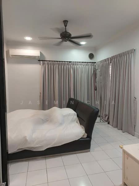 2.5-storey Terraced House for Sale in Laman Rimbunan (Kepong) - Jasemin Chia - Bedroom - PropertyGuru.com.my