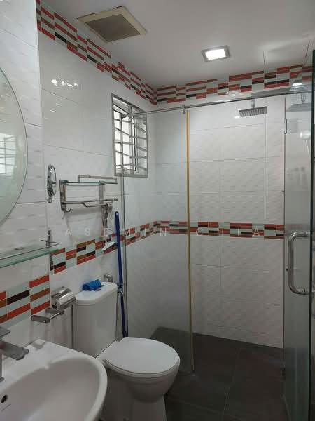 2.5-storey Terraced House for Sale in Laman Rimbunan (Kepong) - Jasemin Chia - Bathroom - PropertyGuru.com.my