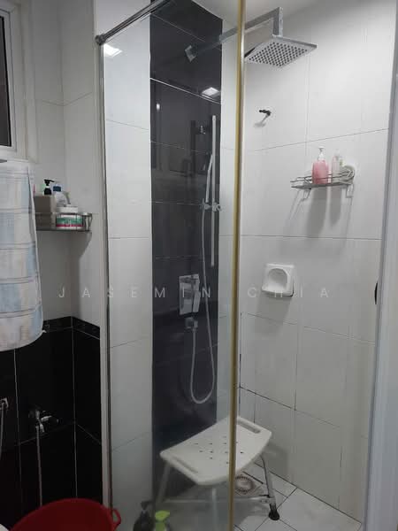 2.5-storey Terraced House for Sale in Laman Rimbunan (Kepong) - Jasemin Chia - Bathroom - PropertyGuru.com.my
