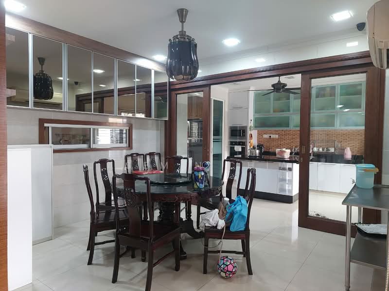 2.5-storey Terraced House for Sale in Laman Rimbunan (Kepong) - Jasemin Chia - Dining Room - PropertyGuru.com.my