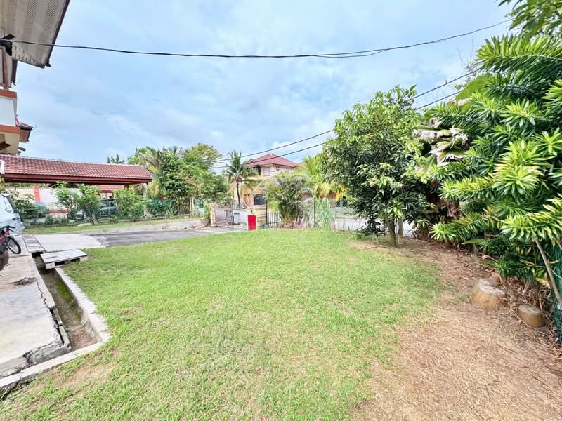 Bungalow for Sale in Nilai (Negeri Sembilan) - Mohd Faizal - Exterior - PropertyGuru.com.my