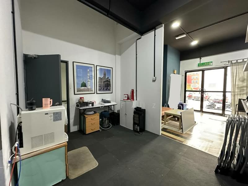 Shop for Sale in Ampang (Selangor) - Mohd Faizal - Interior - PropertyGuru.com.my
