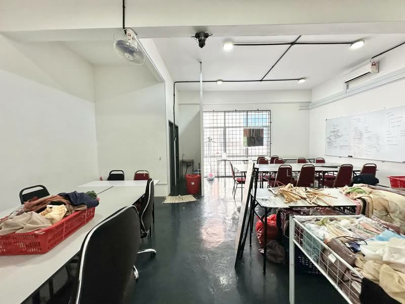 Shop for Sale in Ampang (Selangor) - Mohd Faizal - Study - PropertyGuru.com.my