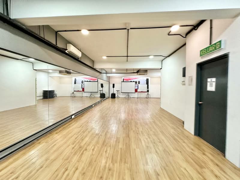Shop for Sale in Ampang (Selangor) - Mohd Faizal - Interior - PropertyGuru.com.my