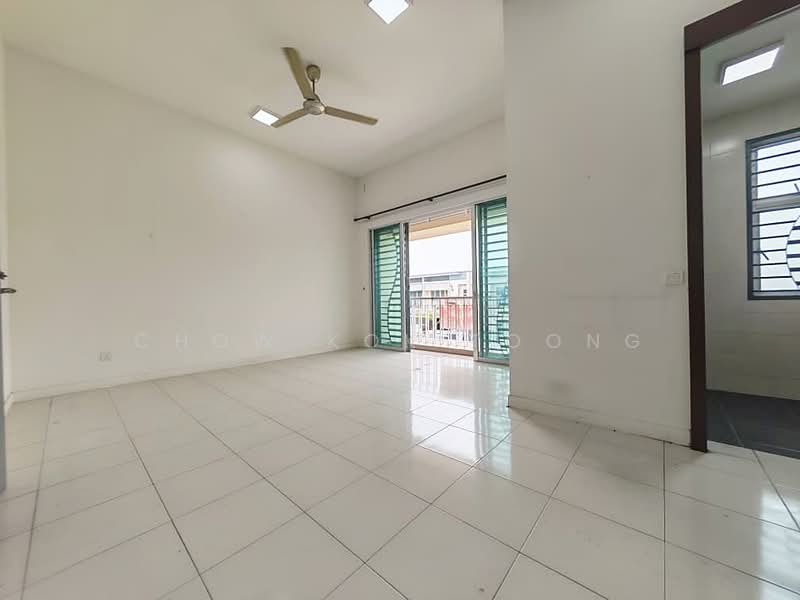 2-storey Terraced House for Sale in Kota Kemuning (Shah Alam) - Chow Kok Toong - Living Room - PropertyGuru.com.my