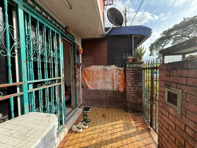 Taman Setapak Jaya @ Facing Empty Facing Field untuk Untuk Dijual - RM 308,000, Feb 2026 - Exterior - PropertyGuru.com.my