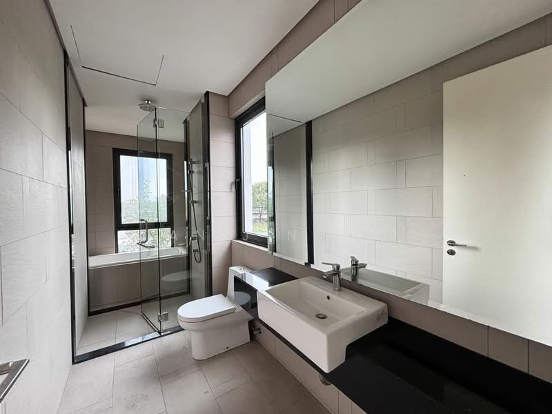 Vilaris Courtyard Homes untuk Untuk Dijual - RM 2,100,000, Mac 2026 - Bathroom - PropertyGuru.com.my