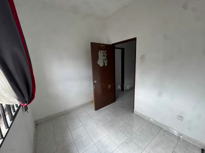 2-storey Terraced House for Sale in Taman Mawar (Pasir Gudang) - Mohd Faez - Interior - PropertyGuru.com.my