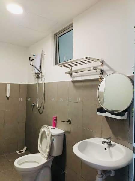 Tangerine Suites untuk Untuk Disewa - RM 1,500 /bulan, Mac 2026 - Bathroom - PropertyGuru.com.my