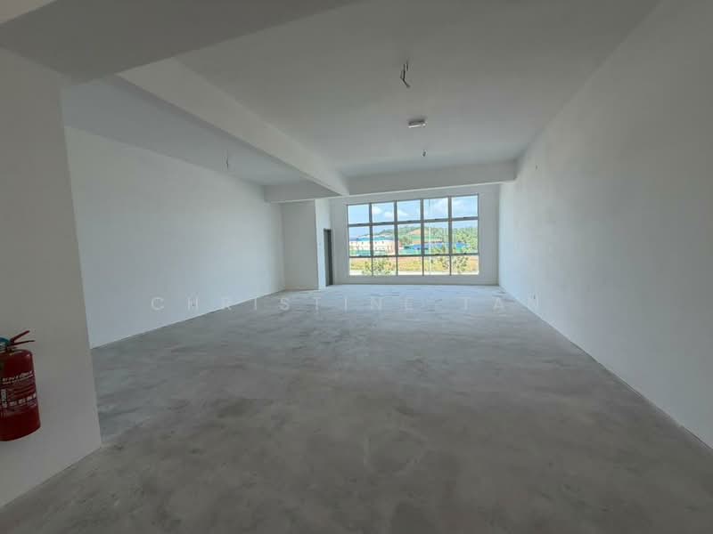 Shop for Sale in Pekan Nanas (Johor) - Christine Tan - Interior - PropertyGuru.com.my