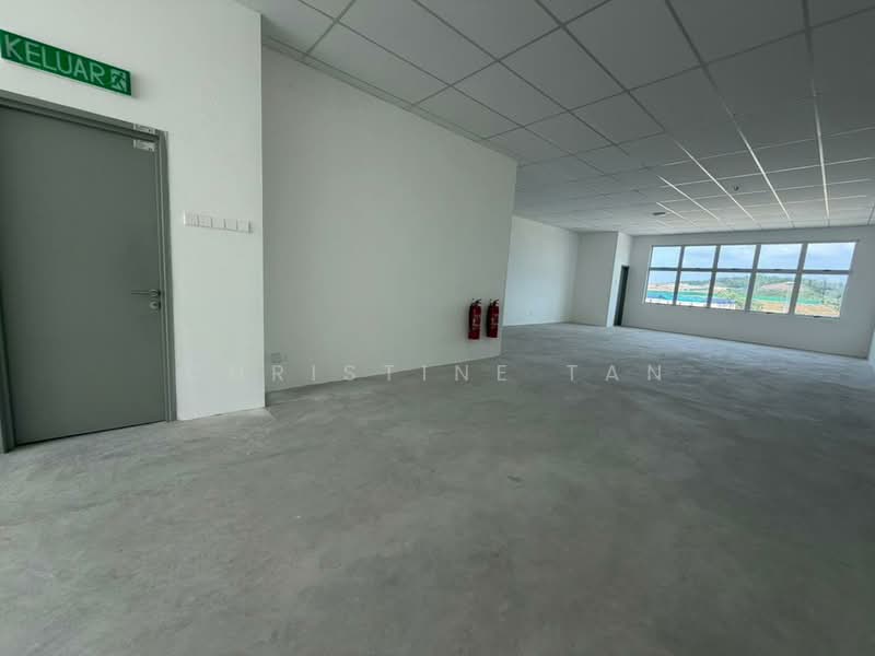 Shop for Sale in Pekan Nanas (Johor) - Christine Tan - Interior - PropertyGuru.com.my