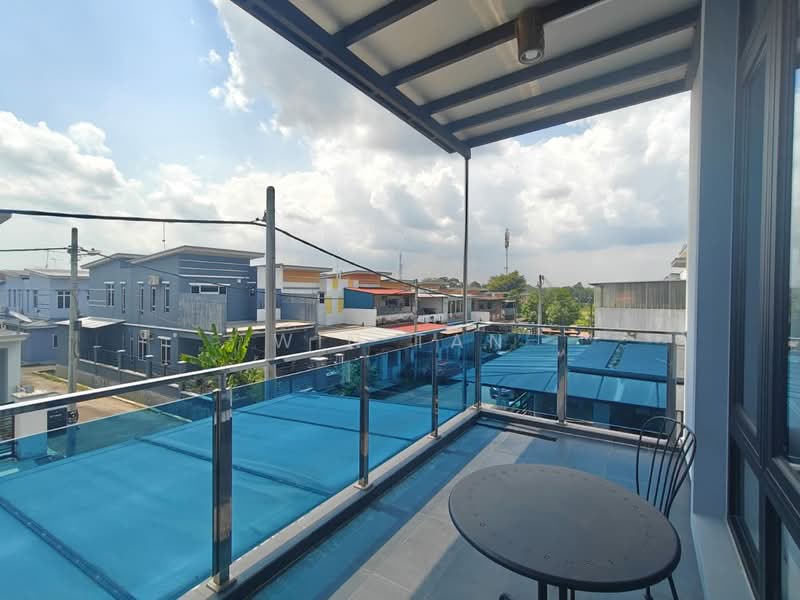 Terraced House for Sale in Kota Tinggi (Johor) - Win Tan - Balcony - PropertyGuru.com.my