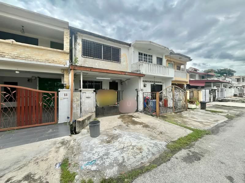 2-storey Terraced House for Sale in Taman Selayang Utama (Selayang) - Yasmin Sulaiman - Exterior - PropertyGuru.com.my
