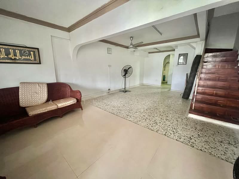 2-storey Terraced House for Sale in Taman Selayang Utama (Selayang) - Yasmin Sulaiman - Living Room - PropertyGuru.com.my