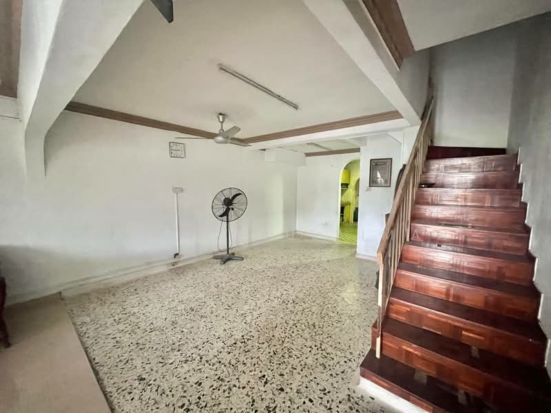 2-storey Terraced House for Sale in Taman Selayang Utama (Selayang) - Yasmin Sulaiman - Living Room - PropertyGuru.com.my