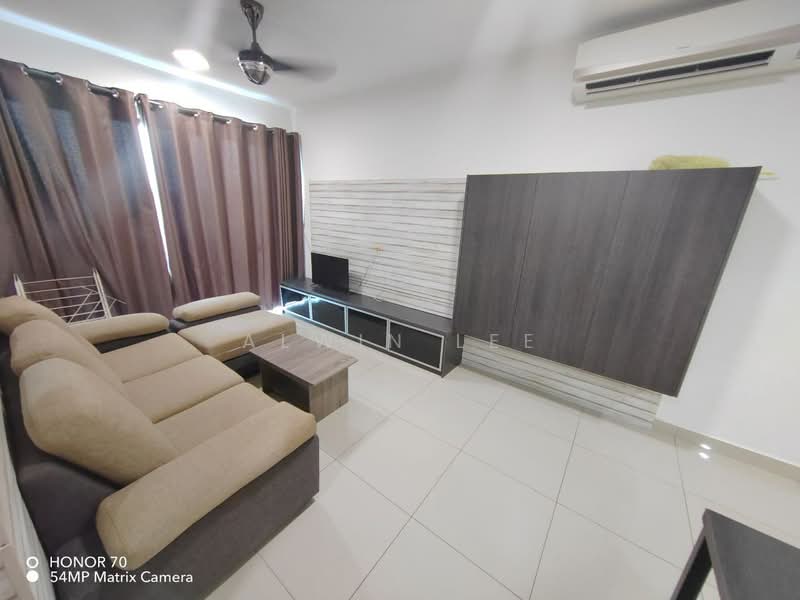 Servis Apartment untuk Disewa di Trefoil @ Setia City - Alwin Lee - Living Room - PropertyGuru.com.my