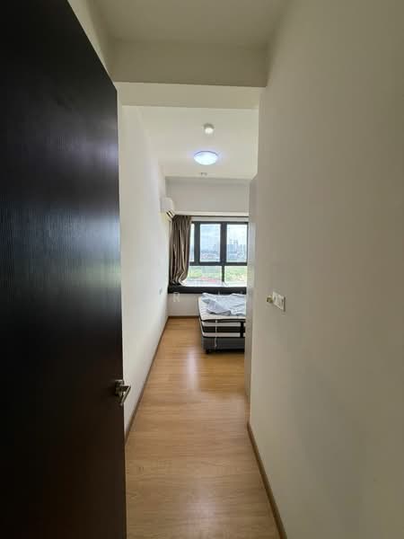 Bay Point @ Country Garden Danga Bay untuk Untuk Disewa - RM 2,100 /bulan, Mac 2026 - Corridor - PropertyGuru.com.my