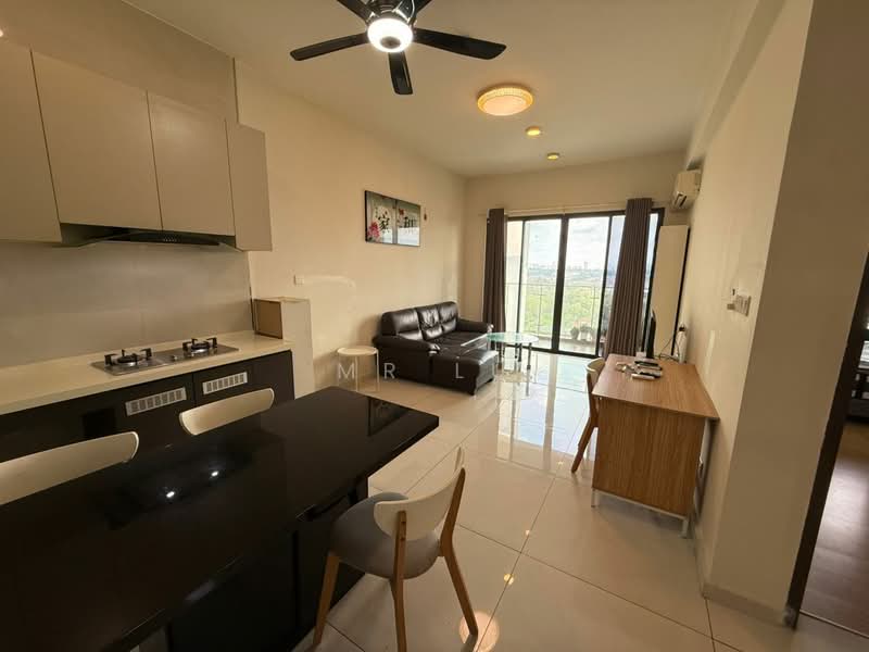 Bay Point @ Country Garden Danga Bay untuk Untuk Disewa - RM 2,100 /bulan, Mac 2026 - Living Room - PropertyGuru.com.my