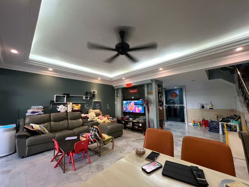 2-storey Terraced House for Sale in Bandar Damai Perdana (Cheras) - Jacksley Wong - Living Room - PropertyGuru.com.my