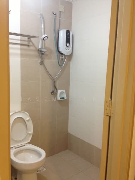 2.5-storey Terraced House for Sale in Laman Rimbunan (Kepong) - Jasemin Chia - Bathroom - PropertyGuru.com.my