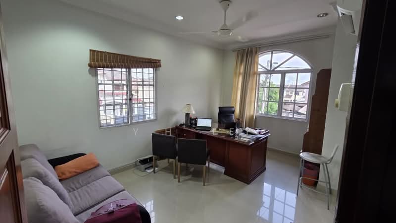 2-storey Terraced House for Sale in Subang Jaya (Selangor) - Y.H. Lee - Study - PropertyGuru.com.my