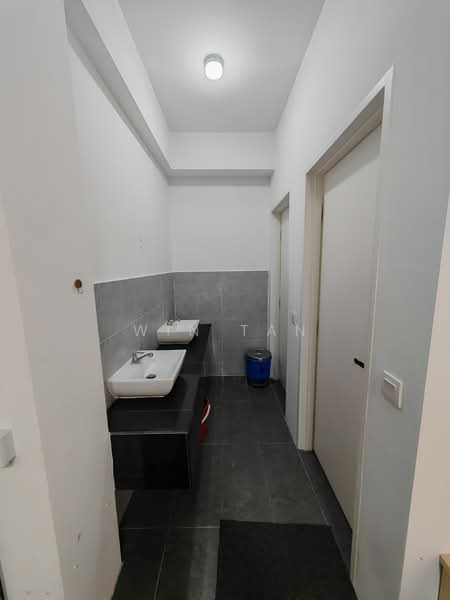 Shop / Office for Rent in Masai (Johor) - Win Tan - Bathroom - PropertyGuru.com.my