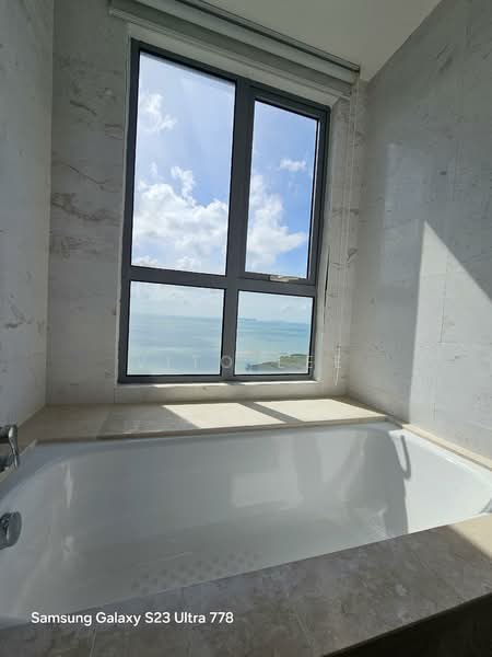 Silverscape Residences untuk Untuk Dijual - RM 350,000, Feb 2026 - Bathroom - PropertyGuru.com.my