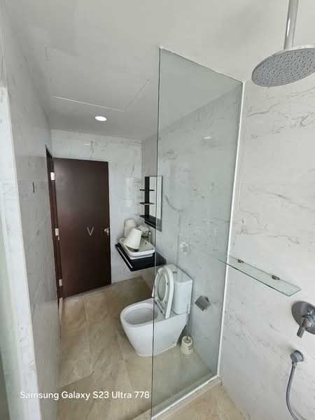 Silverscape Residences untuk Untuk Dijual - RM 350,000, Feb 2026 - Bathroom - PropertyGuru.com.my