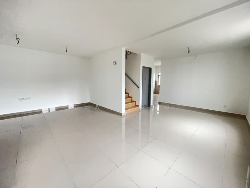 2.5-storey Terraced House for Sale in Batu Caves (Selangor) - Sean Yong - Living Room - PropertyGuru.com.my