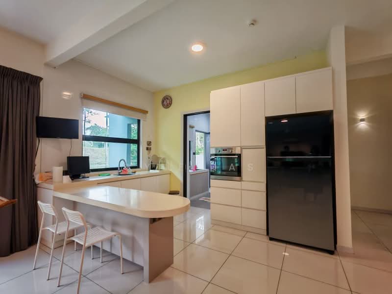 Semi-Detached House for Rent in East Ledang (Iskandar Puteri (Nusajaya)) - Kyle Das - Kitchen - PropertyGuru.com.my