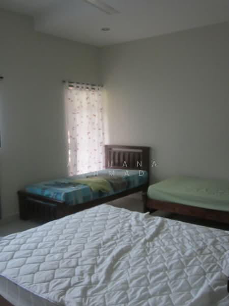 Bungalow for Sale in Ipoh (Perak) - Al-Hana Ahmad - Bedroom - PropertyGuru.com.my