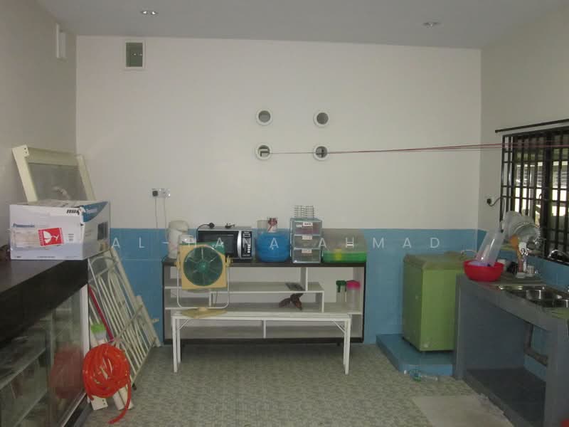 Bungalow for Sale in Ipoh (Perak) - Al-Hana Ahmad - Kitchen - PropertyGuru.com.my