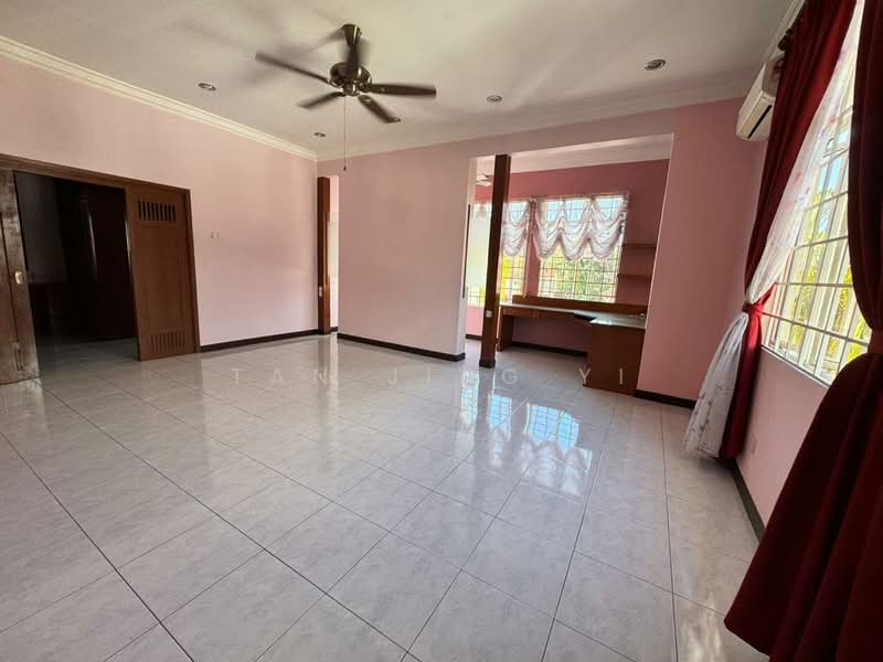 Semi-Detached House for Sale in Sungai Ara (Penang) - Tan Jing Yi - Study - PropertyGuru.com.my