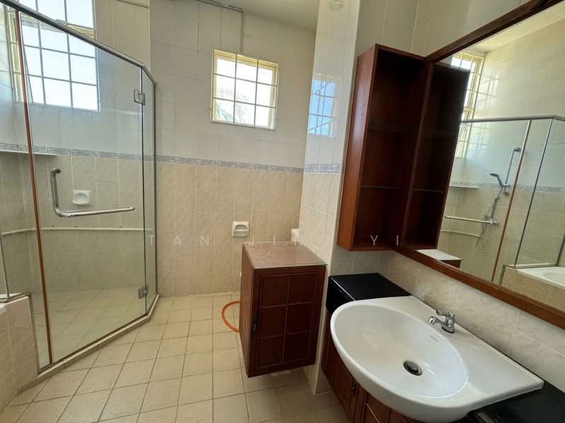 Semi-Detached House for Sale in Sungai Ara (Penang) - Tan Jing Yi - Bathroom - PropertyGuru.com.my