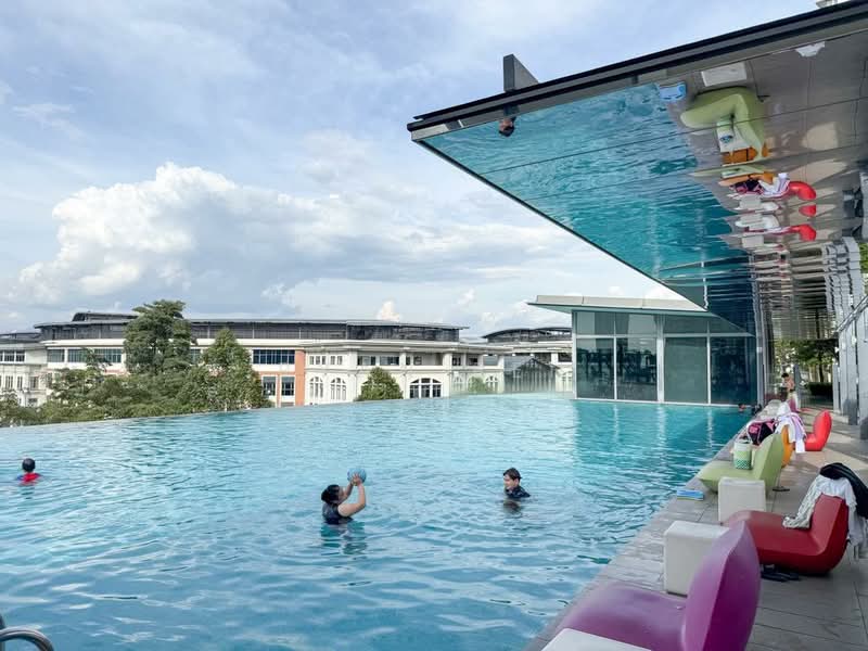 3.5-storey Terraced House for Rent in Desa Parkcity (Kuala Lumpur) - Ryan Beh - Pool - PropertyGuru.com.my