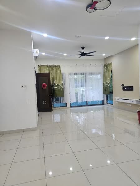 Semi-Detached House for Sale in Taman Molek (Johor Bahru) - Nico Chong - Living Room - PropertyGuru.com.my