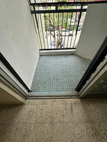 Kuchai Entrepreneurs Park Apartment untuk Untuk Dijual - RM 250,000, Feb 2026 - Balcony - PropertyGuru.com.my