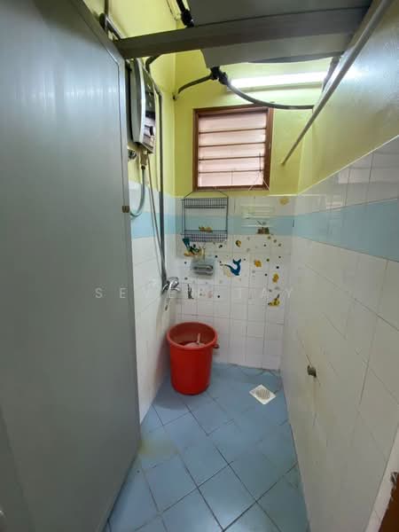 Permas Jaya untuk Untuk Disewa - RM 900 /bulan, Feb 2026 - Bathroom - PropertyGuru.com.my