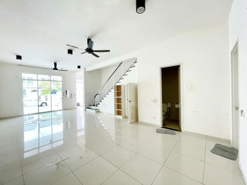 2-storey Terraced House for Sale in Eco Majestic (Semenyih) - Tasya Ruslan - Living Room - PropertyGuru.com.my
