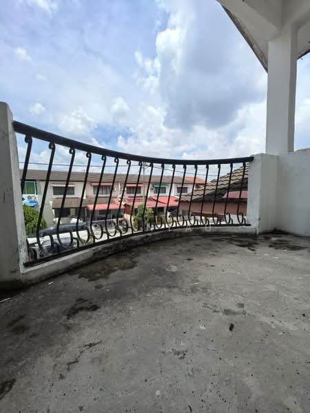 2-storey Terraced House for Sale in Ipoh (Perak) - Ck Nyau - Balcony - PropertyGuru.com.my