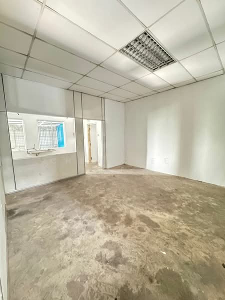 Factory for Rent in Taman Mount Austin (Tebrau) - Chew Chee Yee - Interior - PropertyGuru.com.my