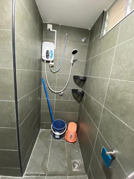 Service Residence for Rent at Midas @ Seri Alam - Daniel Tey - Bathroom - PropertyGuru.com.my